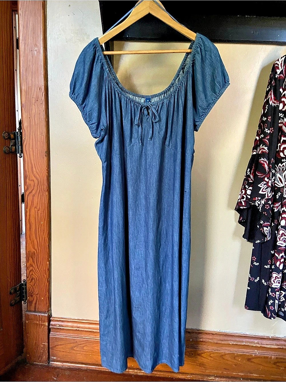 Old Navy Maxi Dress in Blue Denim Size XL Like New
